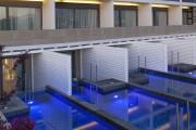Pool Experience Suite mit eigenem Swimming-Pool