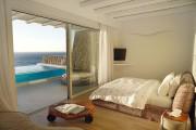 Suite de dos dormitorios con piscina privada vista al mar