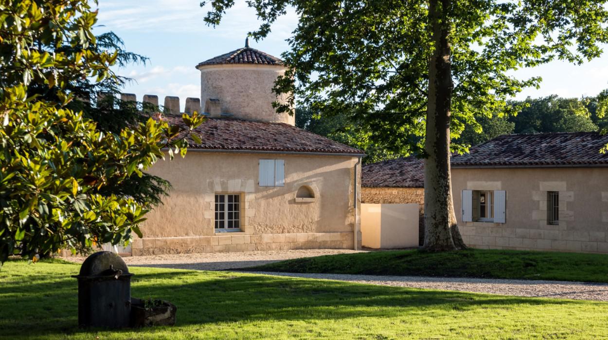 Château Lafaurie-Peyraguey by LALIQUE