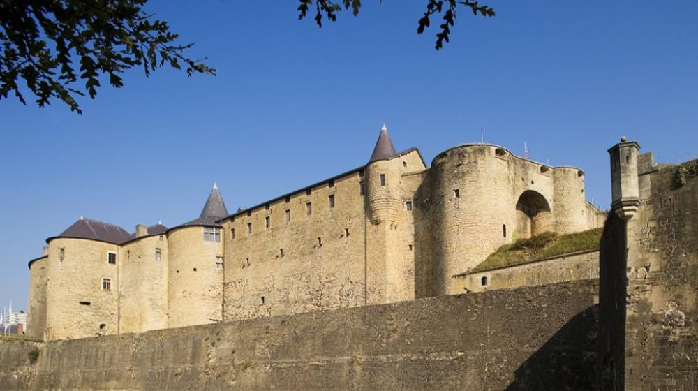 Hôtel Le Château Fort de Sedan
