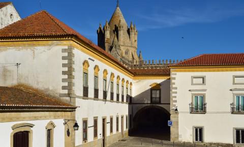 Pousada Convento de Évora, Lóios